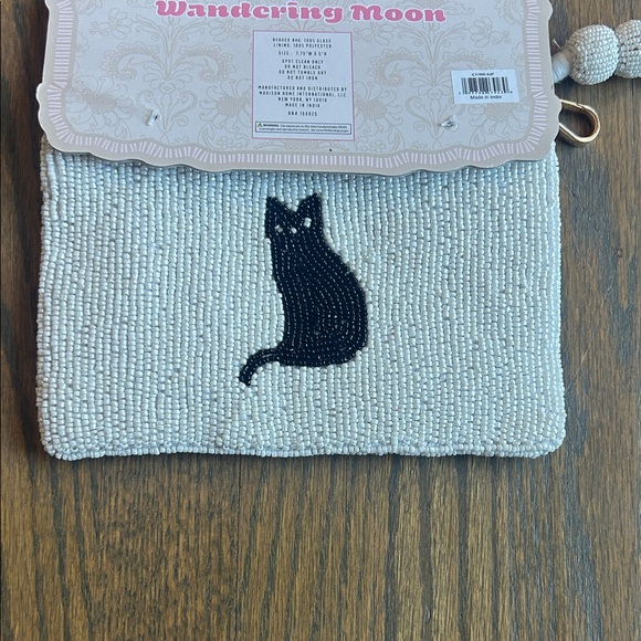 Beaded Black Cat Travel Pouch with Tassel - Picture 2 of 6